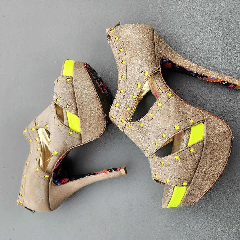 Betseyville betsey johnson heels 8.5 - Picture 2 of 10